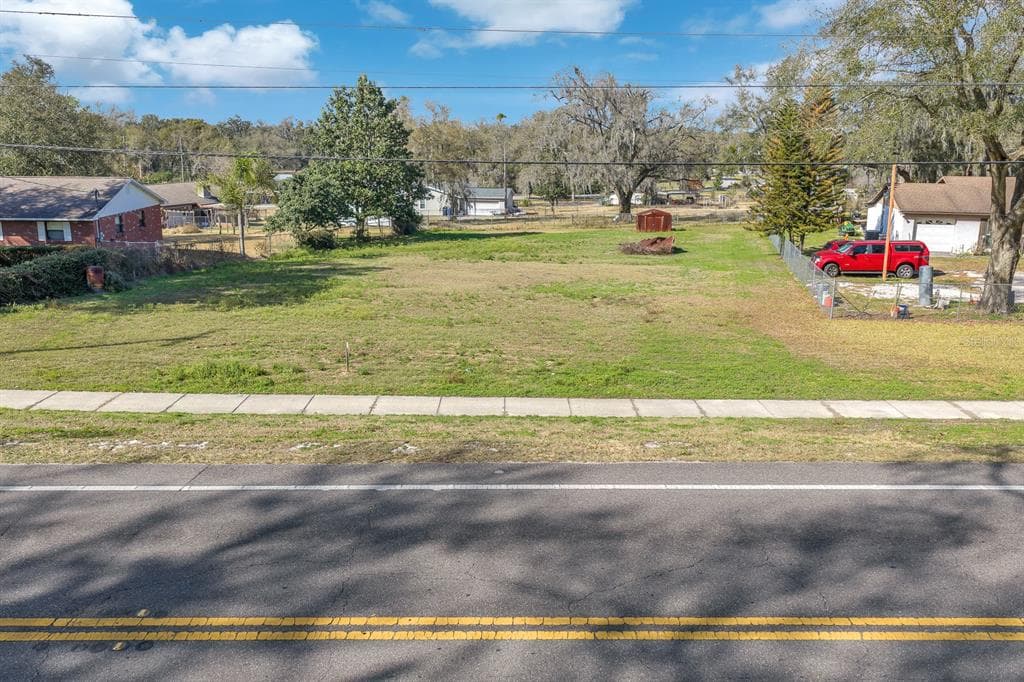 13520 E 92 HIGHWAY DOVER, FL 33527