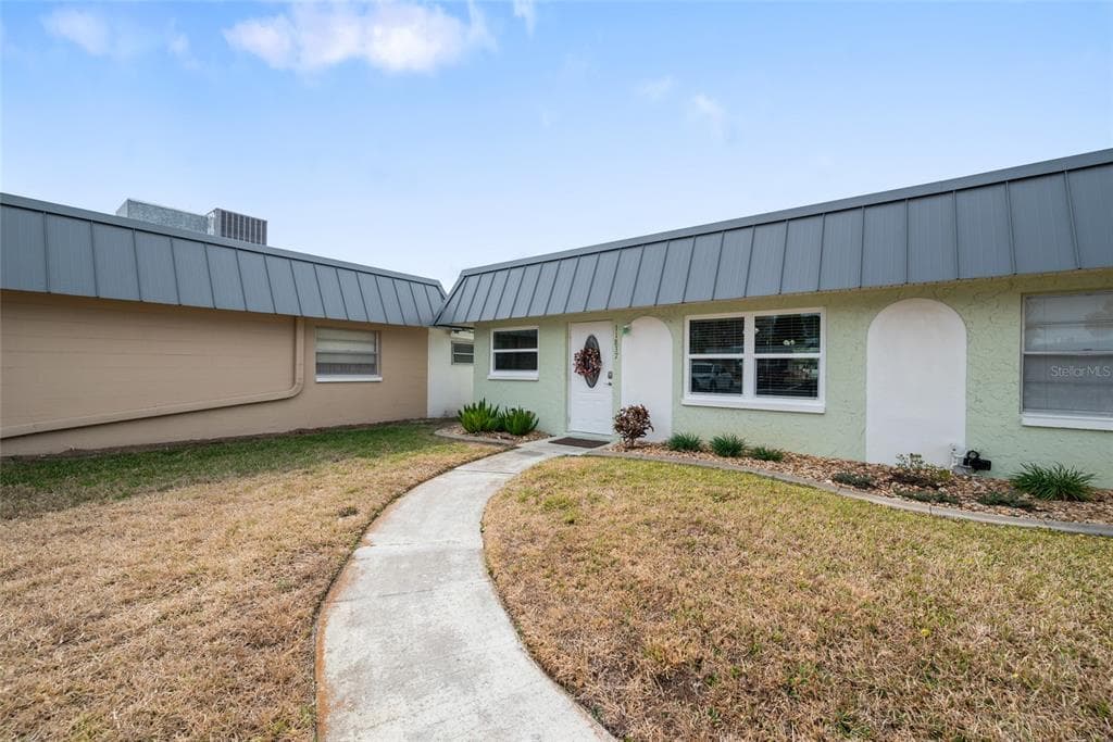 11837 BOYNTON LANE UNIT 11837 NEW PORT RICHEY, FL 34654
