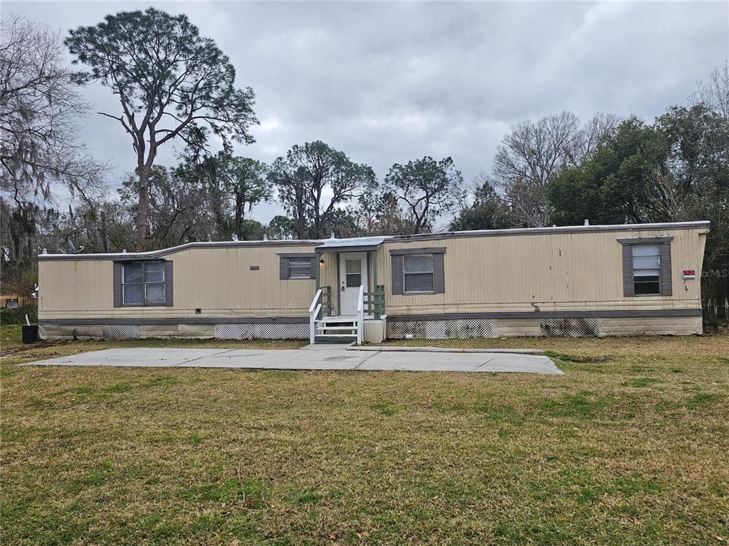 2330 W PATTERSON STREET LAKELAND, FL 33815