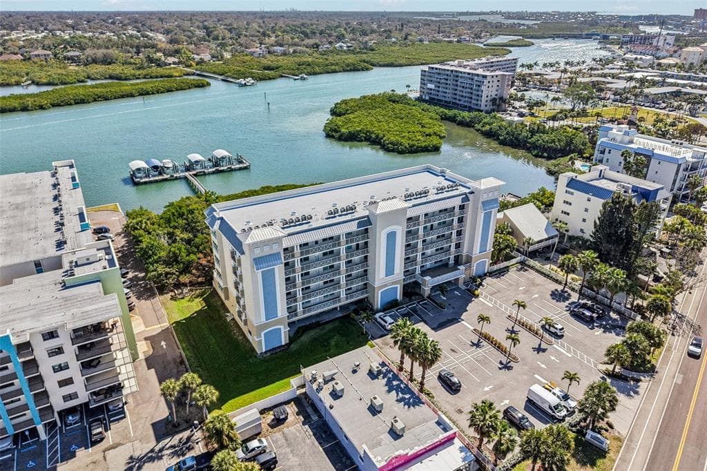 19519 GULF BOULEVARD UNIT 202