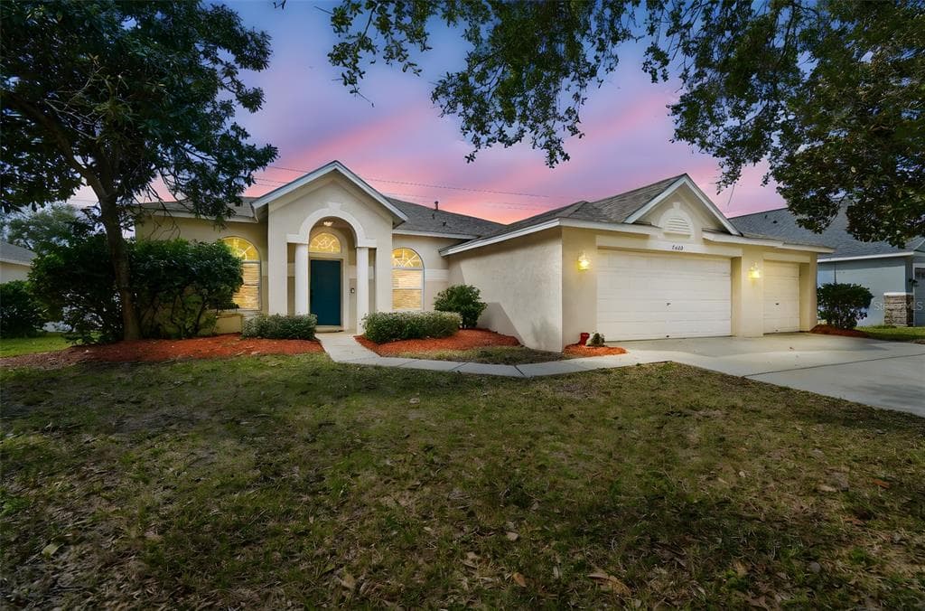 2706 VALENCIA GROVE DRIVE VALRICO, FL 33596
