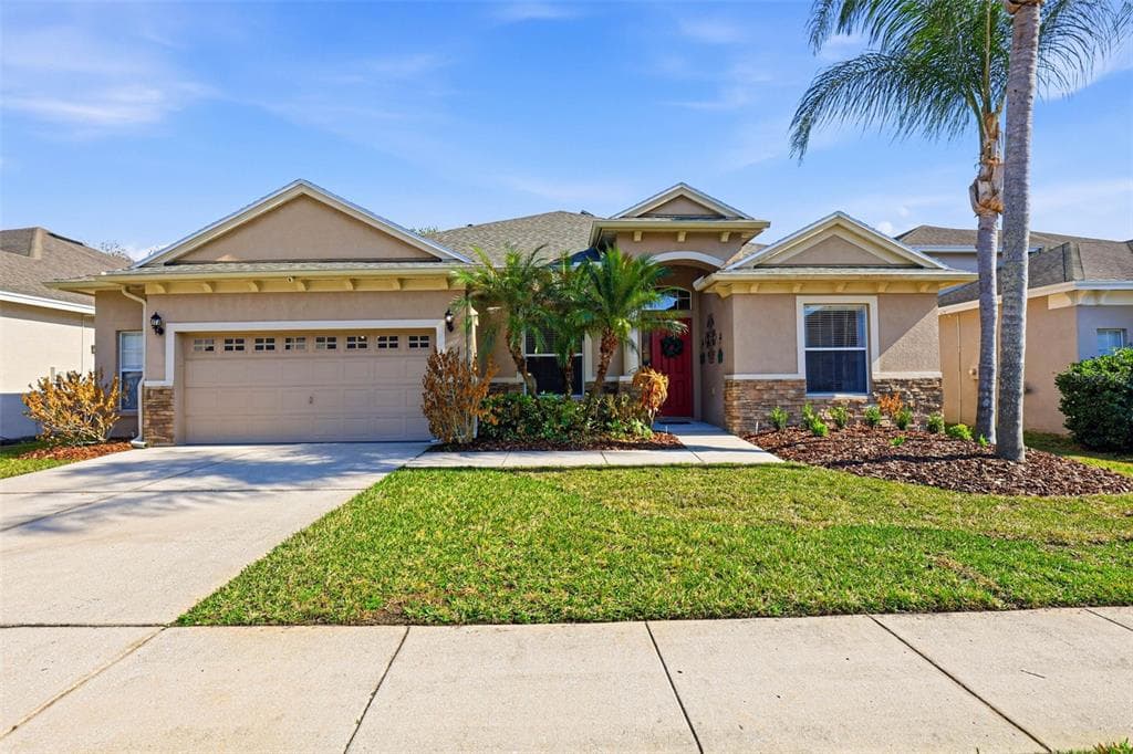 3235 GRASSGLEN PLACE WESLEY CHAPEL, FL 33544