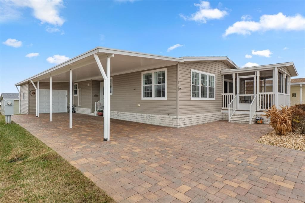 37533 GILL AVENUE ZEPHYRHILLS, FL 33541