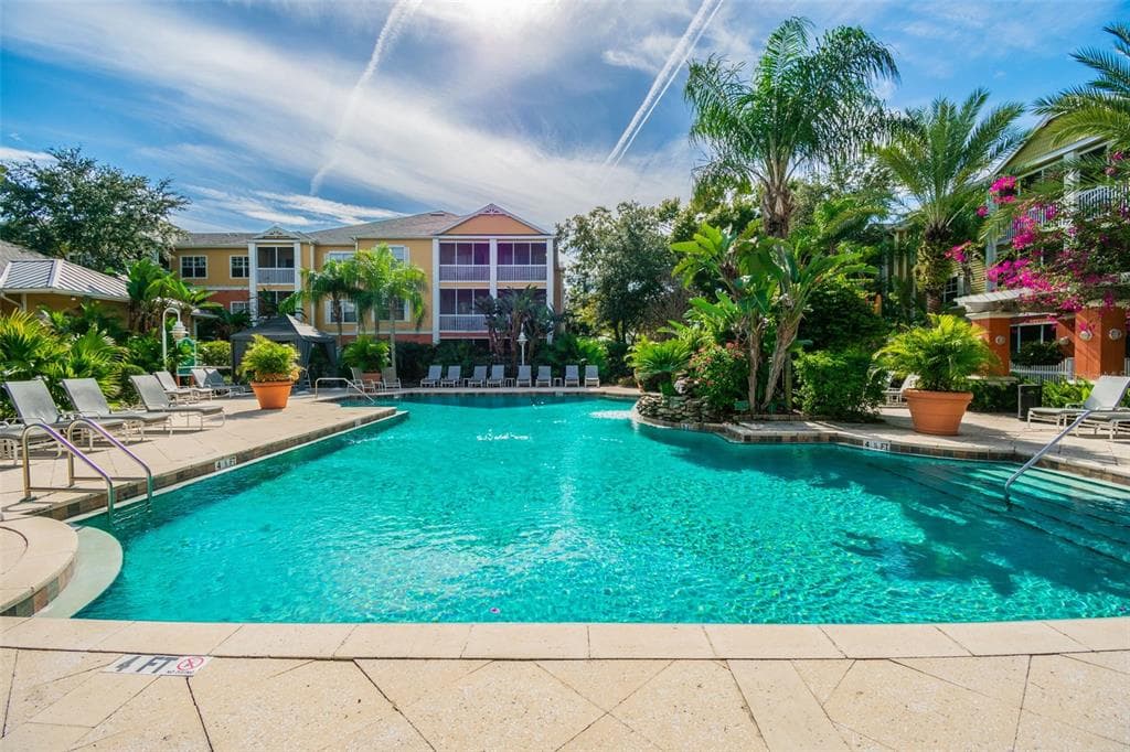 4207 S DALE MABRY HIGHWAY UNIT 9207 TAMPA, FL 33611