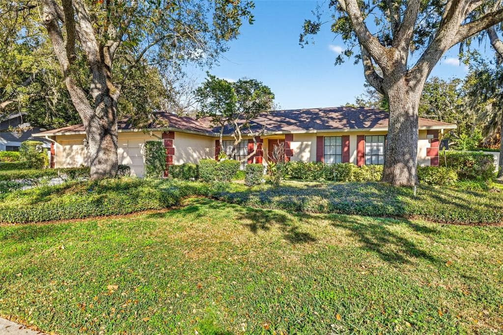 6418 JACQUELINE ARBOR DRIVE TEMPLE TERRACE, FL 33617