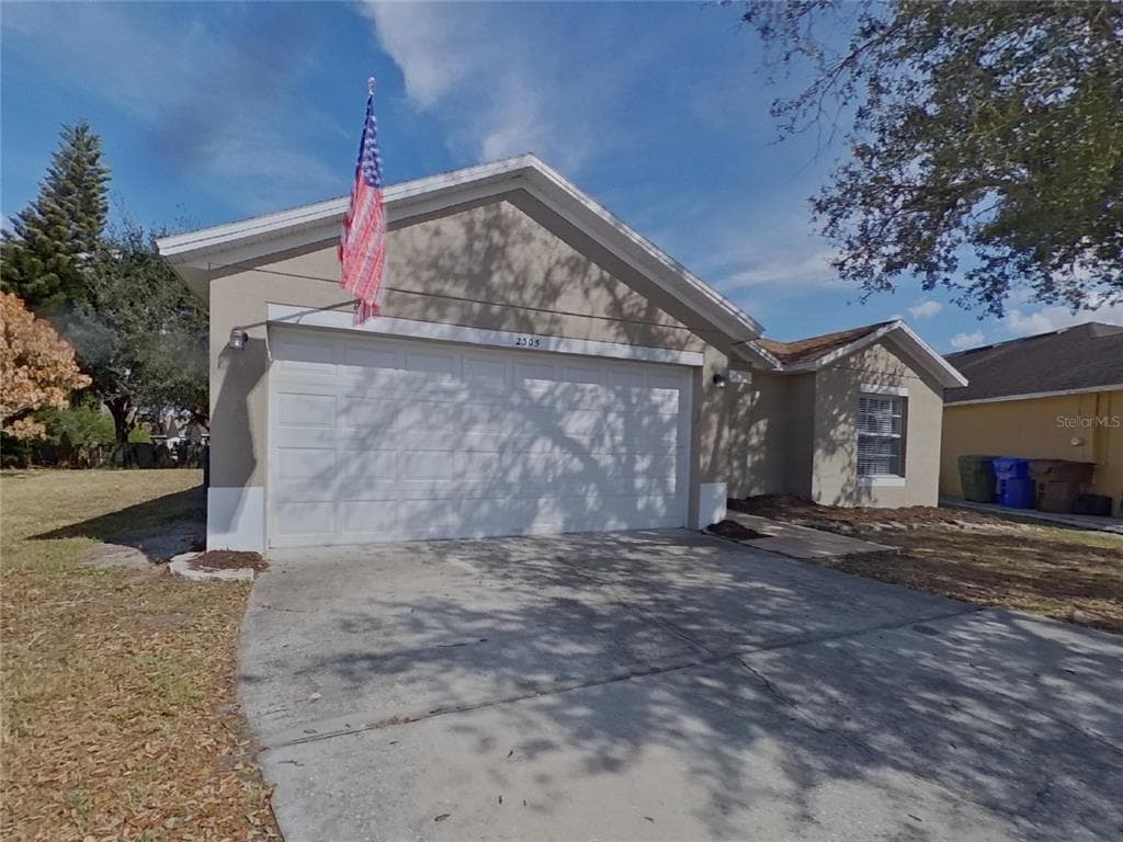 2305 SAPHIRE COURT KISSIMMEE, FL 34743