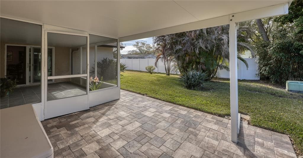 2108 PORTSIDE PASSAGE PALM HARBOR, FL 34685
