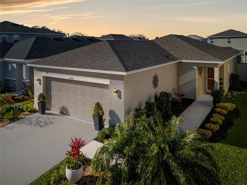 6236 SPRINGMONT LOOP PALMETTO, FL 34221