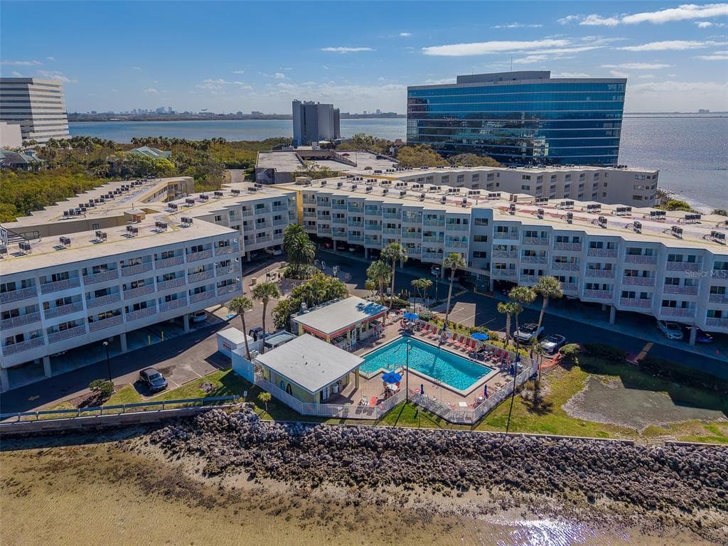 2506 N ROCKY POINT DRIVE UNIT 420 TAMPA, FL 33607