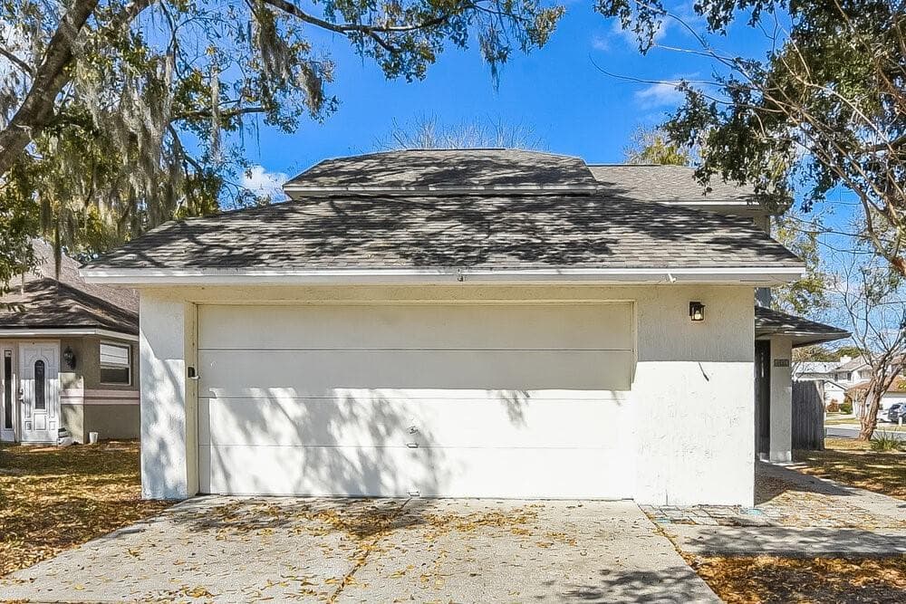 402 E SPRINGTREE WAY LAKE MARY, FL 32746