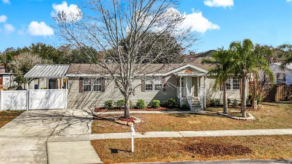 11108 BRUSSELS BOY LANE RIVERVIEW, FL 33578