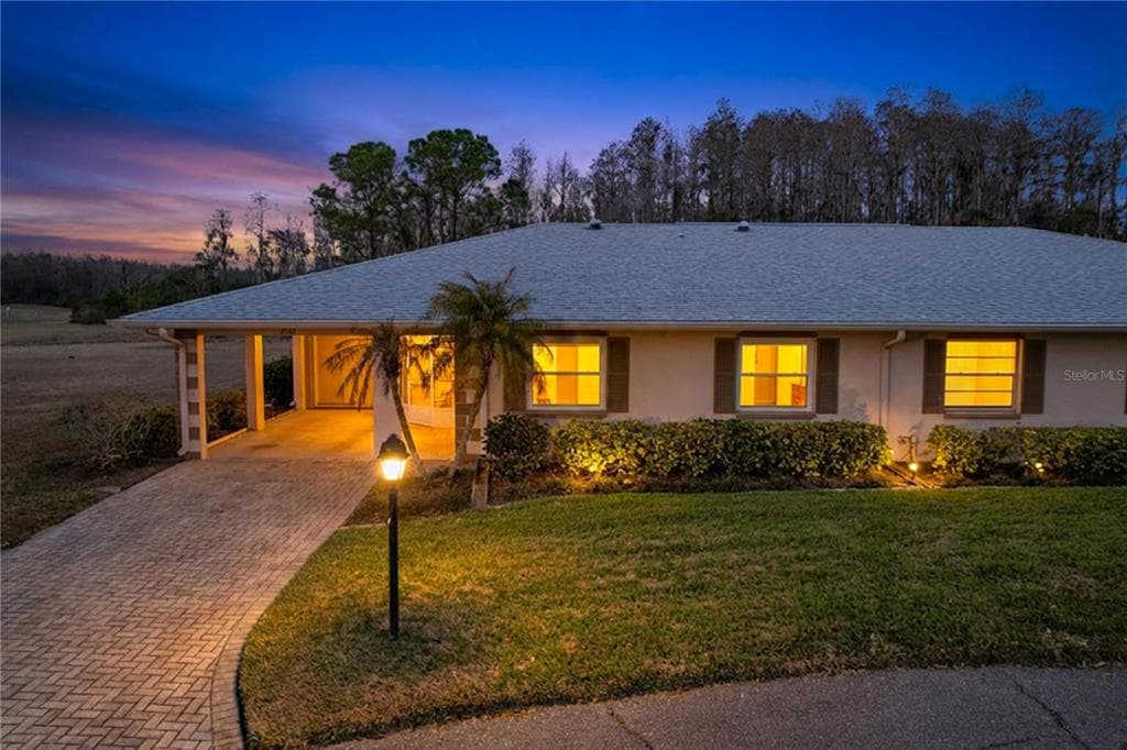 2102 HEMBURY PLACE SE UNIT 34 SUN CITY CENTER, FL 33573