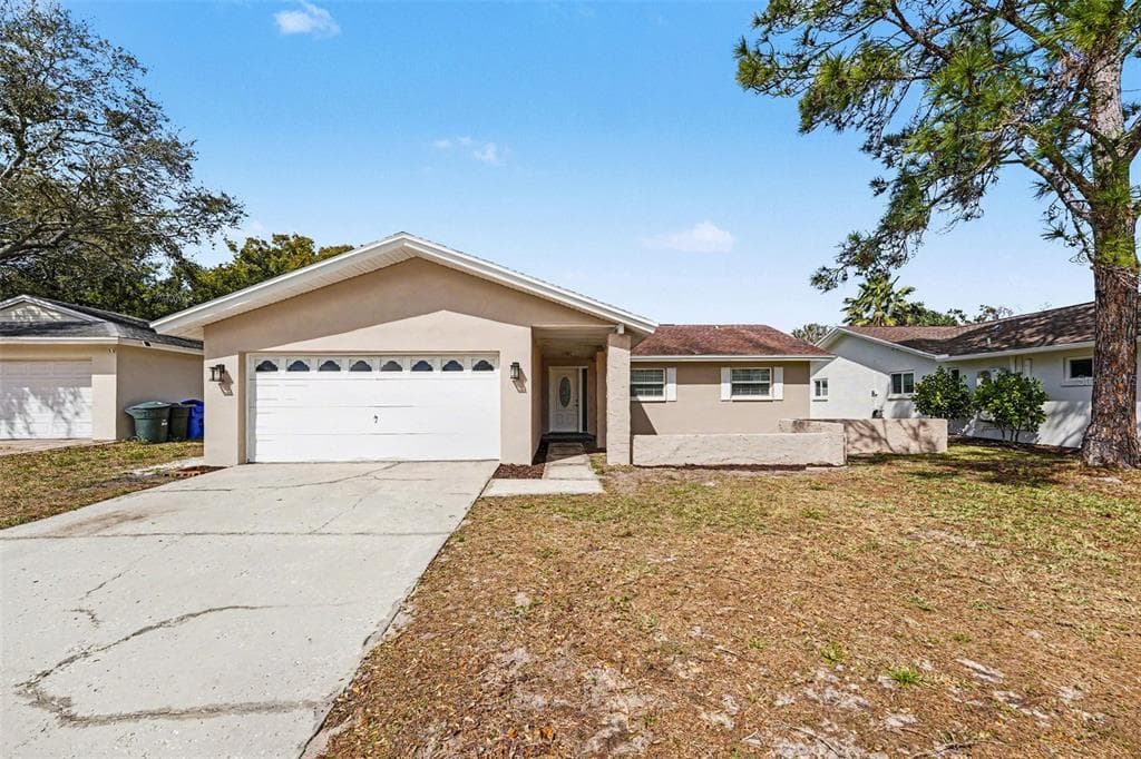 1290 AMBERLEA DRIVE E DUNEDIN, FL 34698