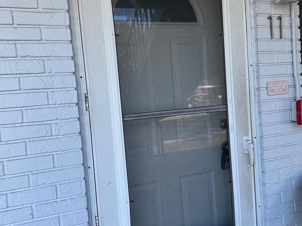 2353 SHELLEY STREET UNIT 11