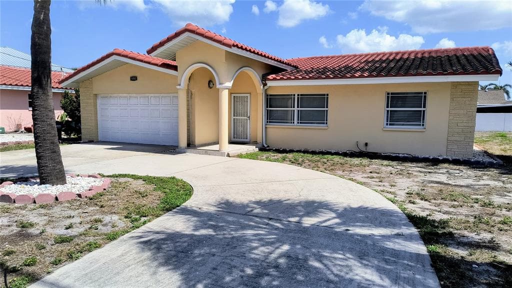 3001 GULF BOULEVARD BELLEAIR BEACH, FL 33786
