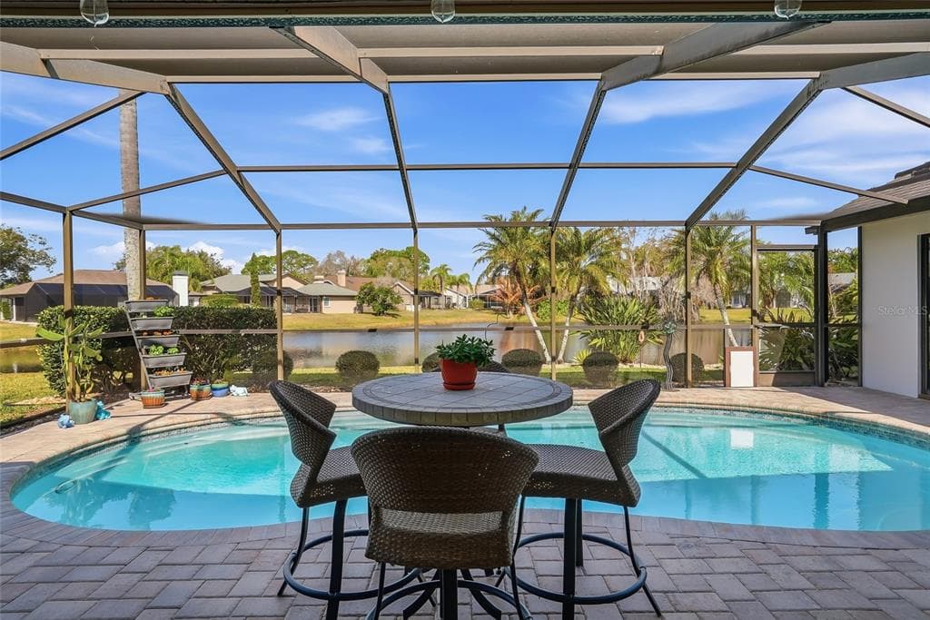 846 CENTERWOOD DRIVE TARPON SPRINGS, FL 34688