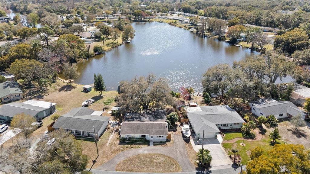 6870 PARKSIDE DRIVE NEW PORT RICHEY, FL 34653