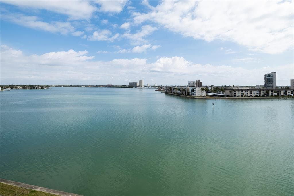 8001 SAILBOAT KEY BOULEVARD S UNIT 406 ST PETE BEACH, FL 33707