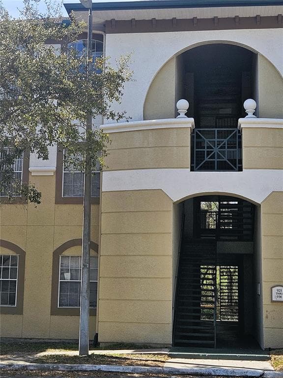 17112 CARRINGTON PARK DRIVE UNIT 935 TAMPA, FL 33647