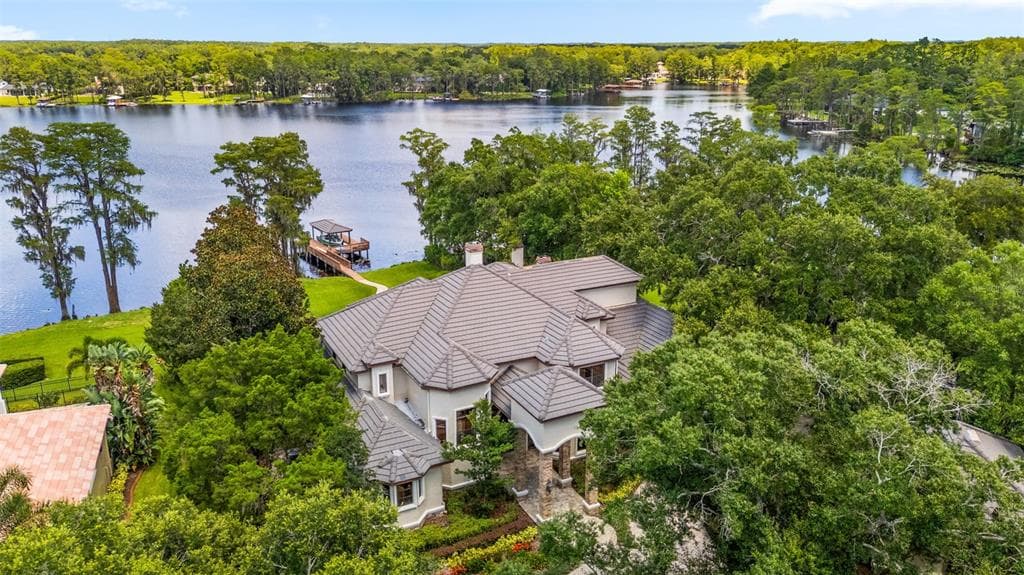9902 MENANDER WOOD COURT