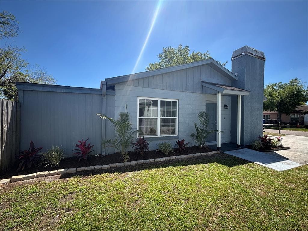 1245 COOLMONT DRIVE BRANDON, FL 33511