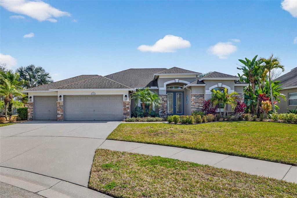 5405 CORAL SHELL WAY APOLLO BEACH, FL 33572