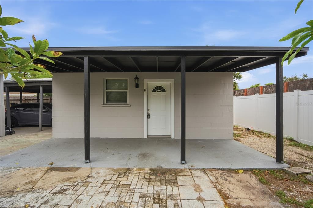 1411 E 24TH AVENUE UNIT B TAMPA, FL 33605