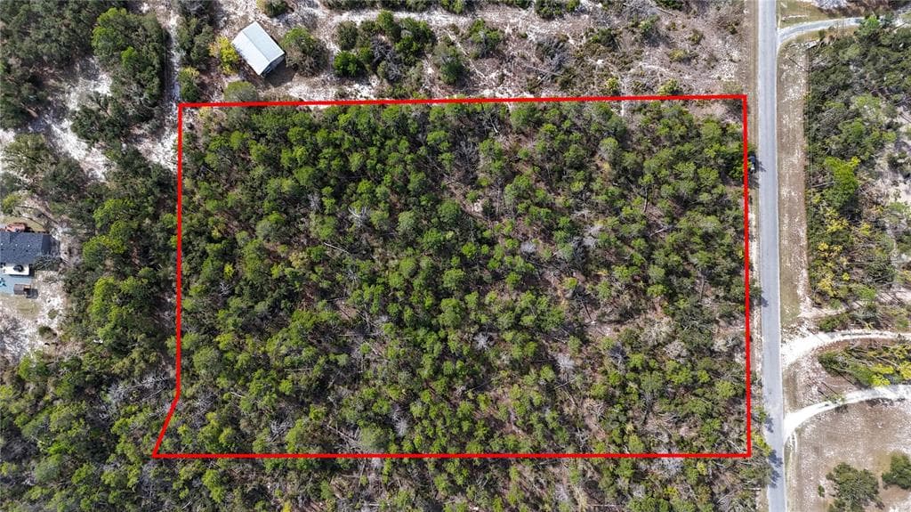 STRICKLAND LAND DRIVE PERRY, FL 32348