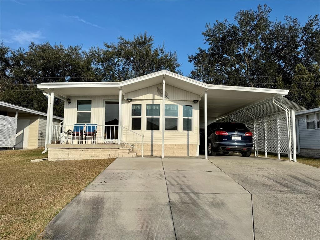 4920 BRITNI WAY UNIT 074 ZEPHYRHILLS, FL 33541