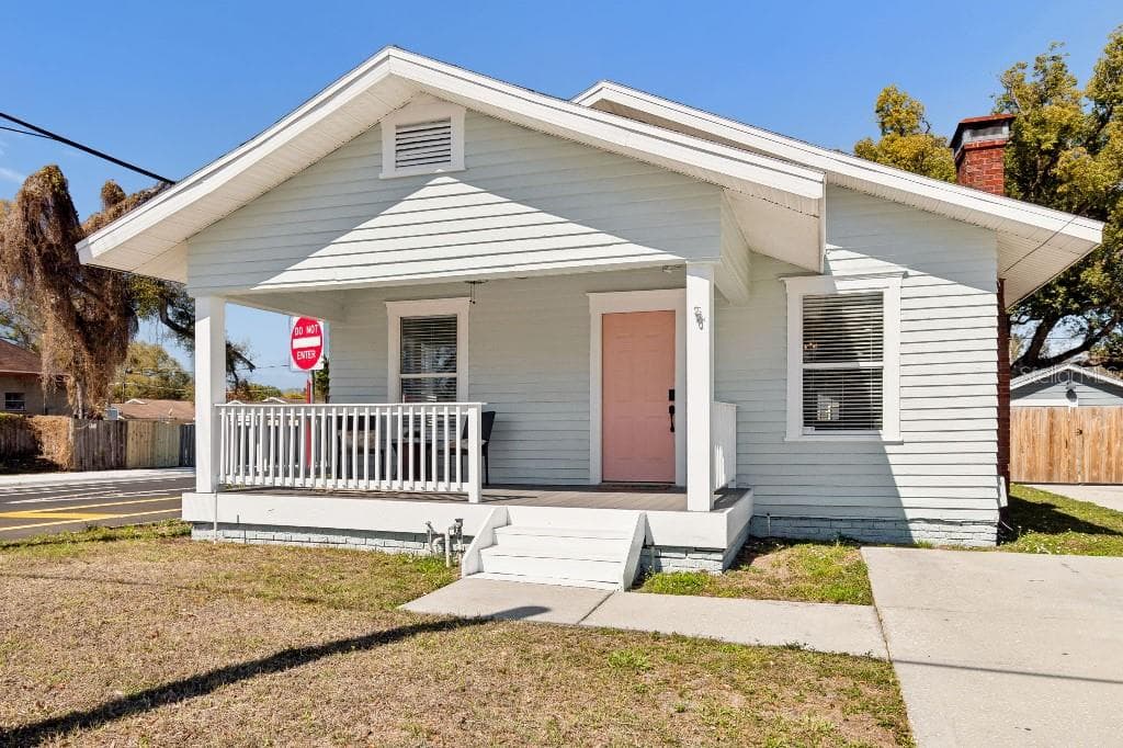 211 W ALVA STREET TAMPA, FL 33603