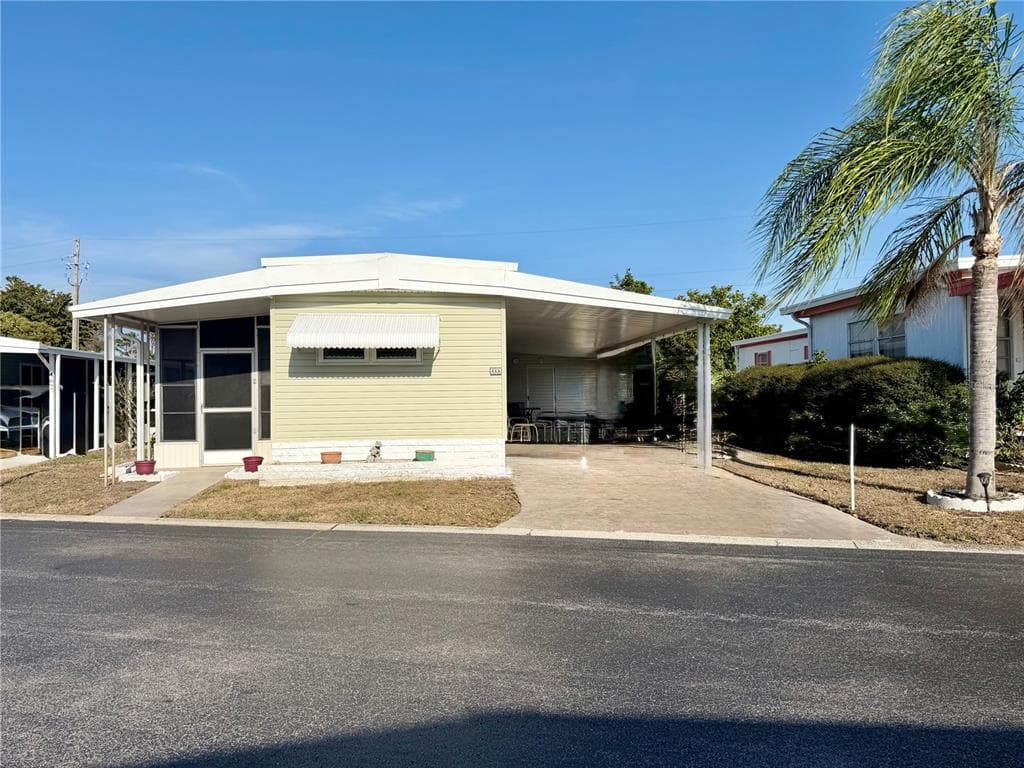 9790 66TH STREET N UNIT 466 PINELLAS PARK, FL 33782