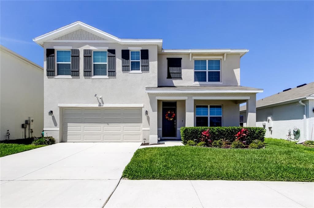 2933 MAIDEN GRASS ISLE WESLEY CHAPEL, FL 33543
