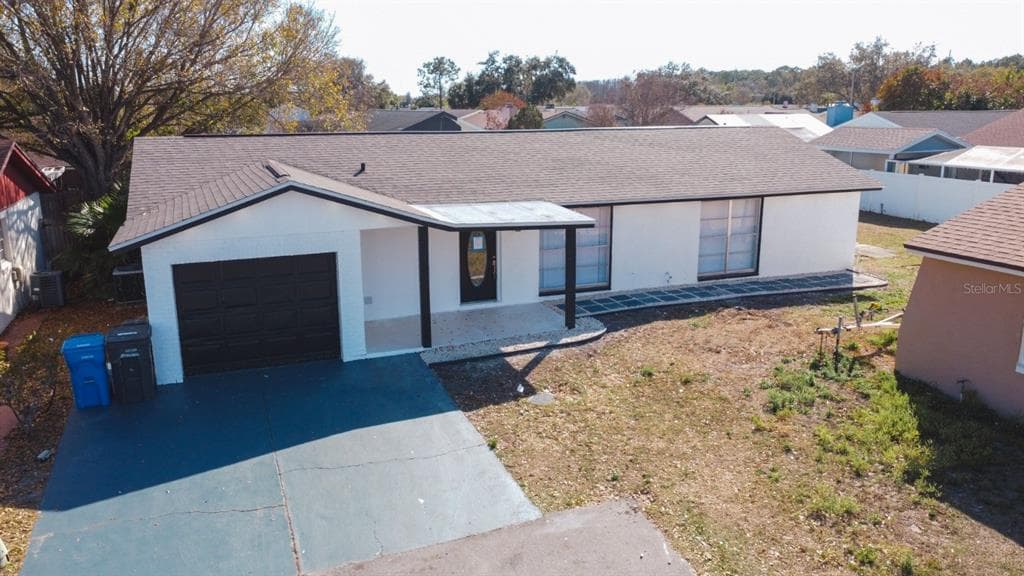 7502 POND VIEW COURT TAMPA, FL 33615