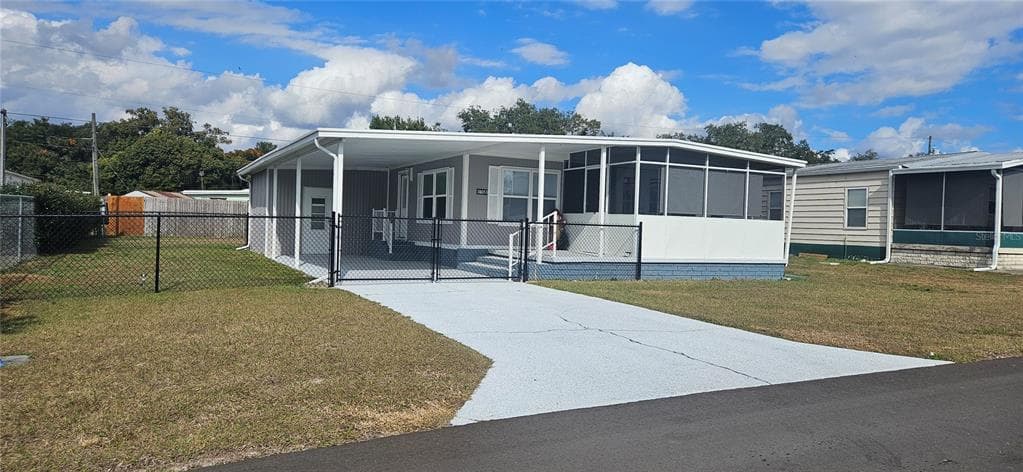 39053 FLORA AVENUE ZEPHYRHILLS, FL 33542