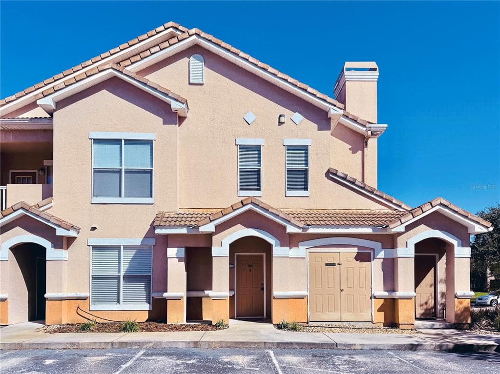 18013 VILLA CREEK DRIVE TAMPA, FL 33647