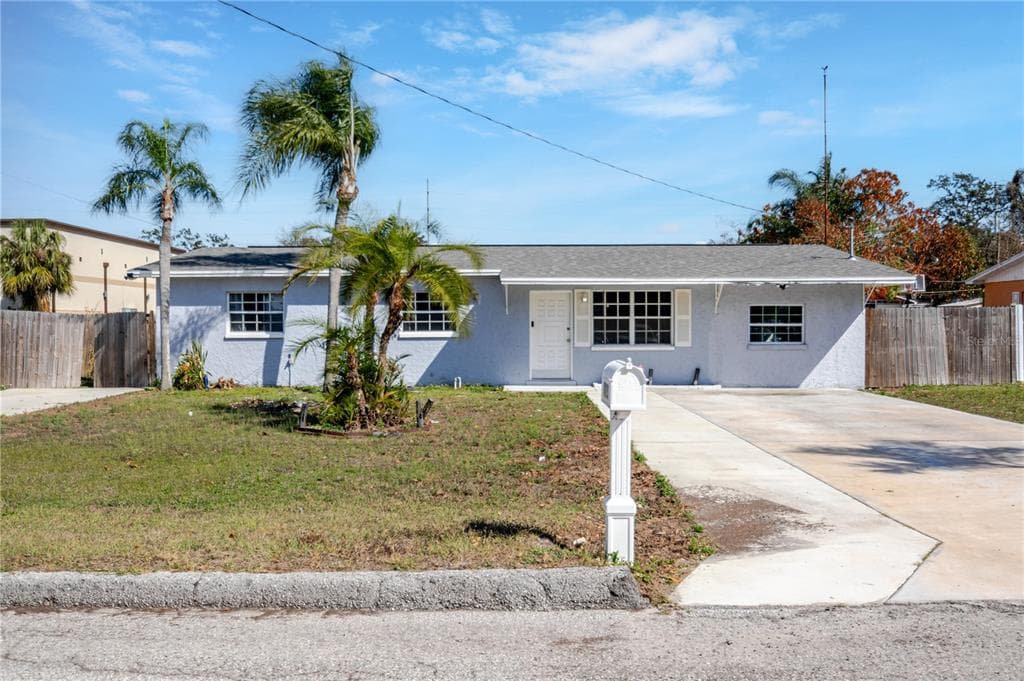 8725 N 52ND STREET TAMPA, FL 33617