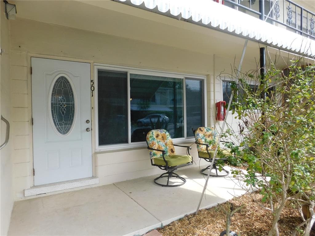 4143 57TH STREET N UNIT 501 KENNETH CITY, FL 33709