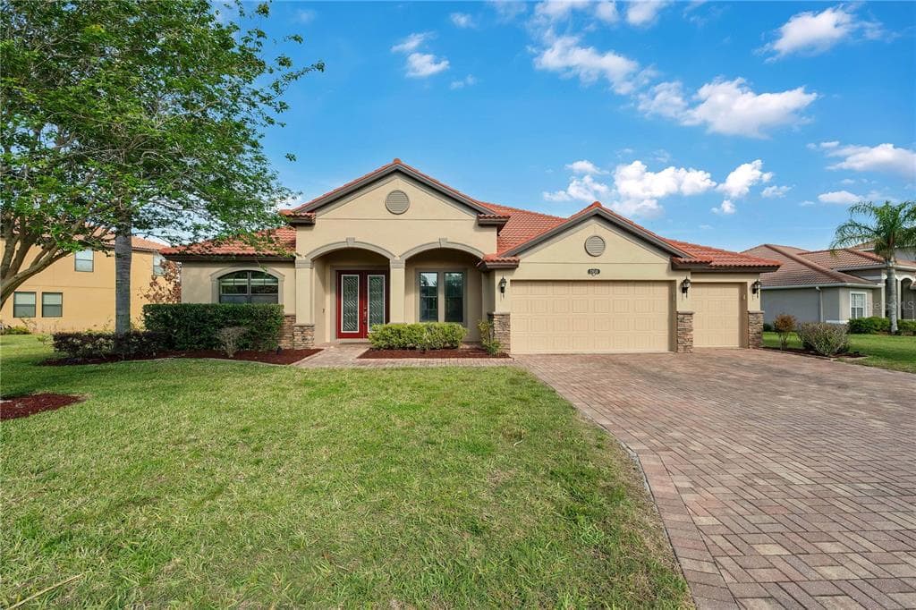 3950 SUNSET LAKE DRIVE LAKELAND, FL 33810