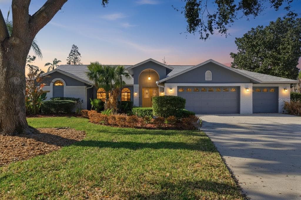 3916 CEDAR CAY CIRCLE