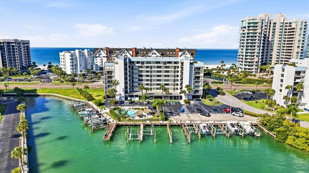 1591 GULF BOULEVARD UNIT 304S CLEARWATER BEACH, FL 33767