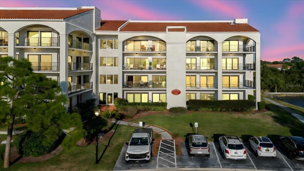 208 MARINER DRIVE UNIT 208