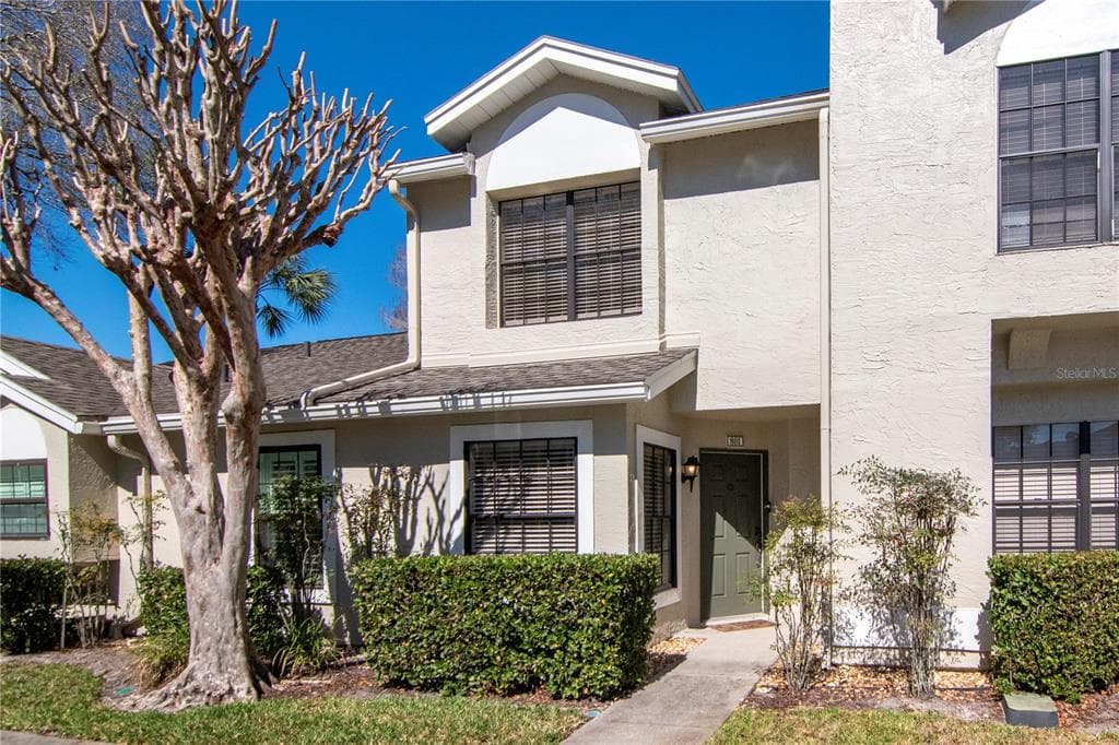 5100 BURCHETTE ROAD UNIT 801 TAMPA, FL 33647