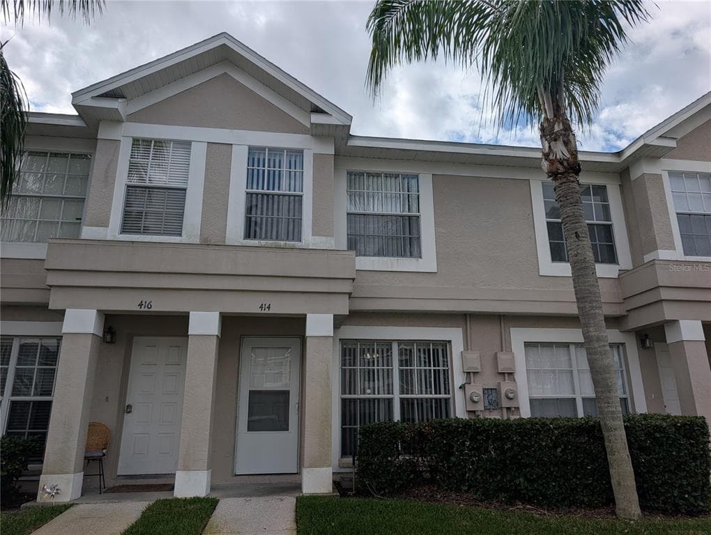 414 KENSINGTON LAKE CIRCLE BRANDON, FL 33511
