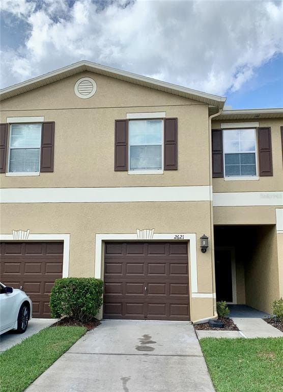 2621 LANTERN HILL AVE UNIT 2621 BRANDON, FL 33511