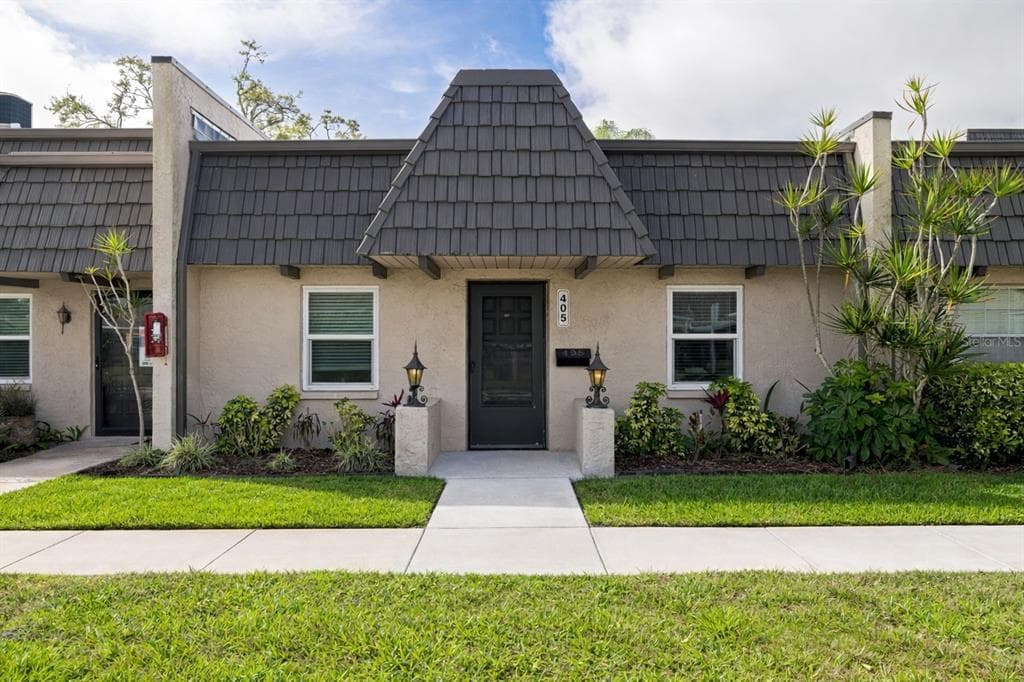 405 CORDOVA GREEN SEMINOLE, FL 33777
