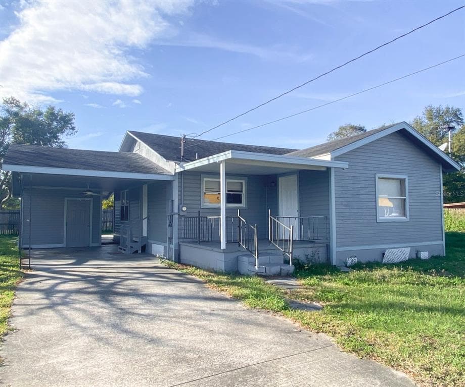830 N COMBEE ROAD LAKELAND, FL 33801