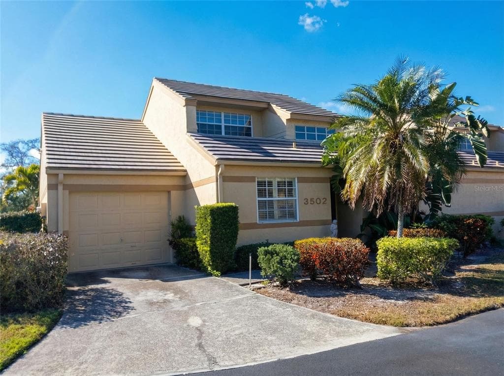 3502 57TH AVE CIR W BRADENTON, FL 34210