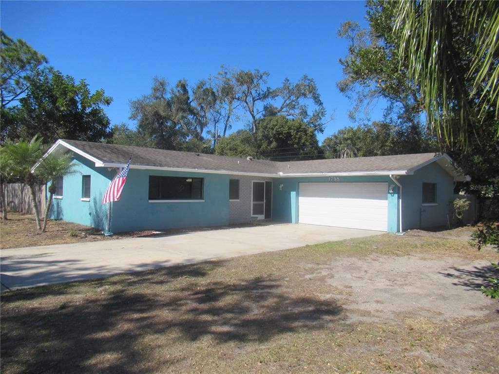 1798 FAULDS ROAD N CLEARWATER, FL 33756