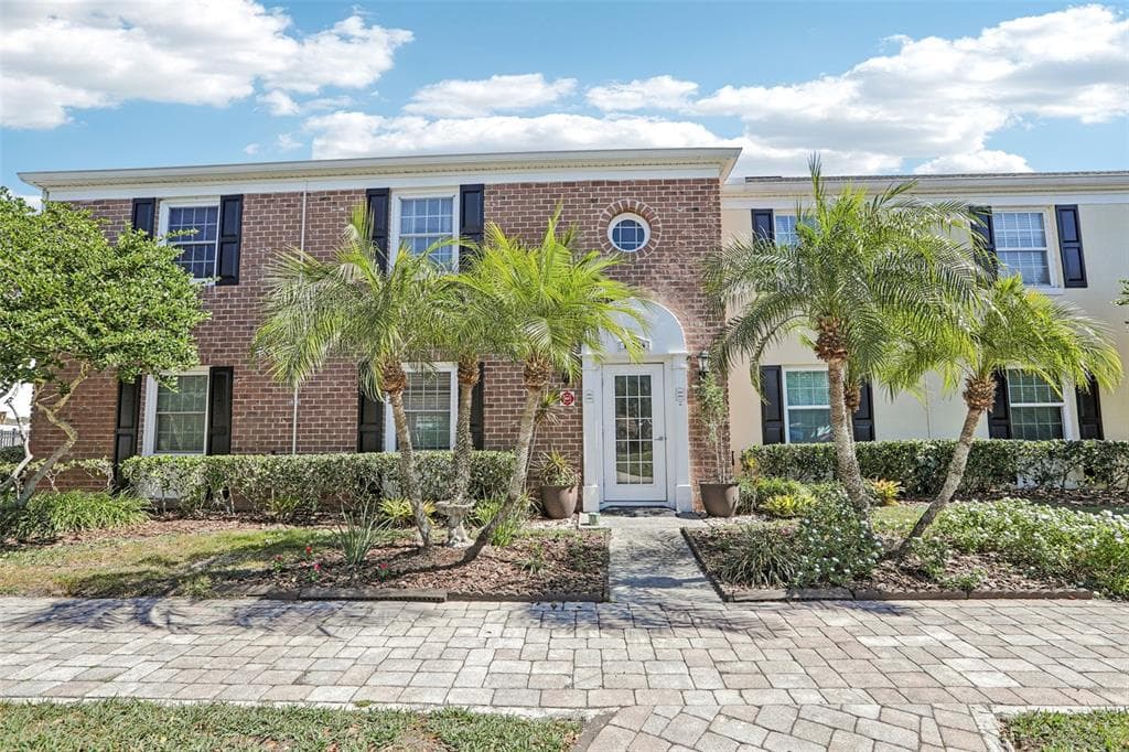 13754 ORANGE SUNSET DRIVE UNIT 202 TAMPA, FL 33618
