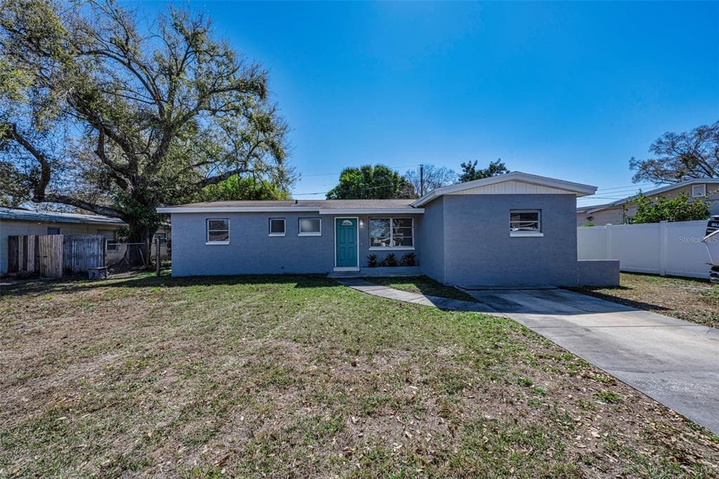5449 63RD WAY N
